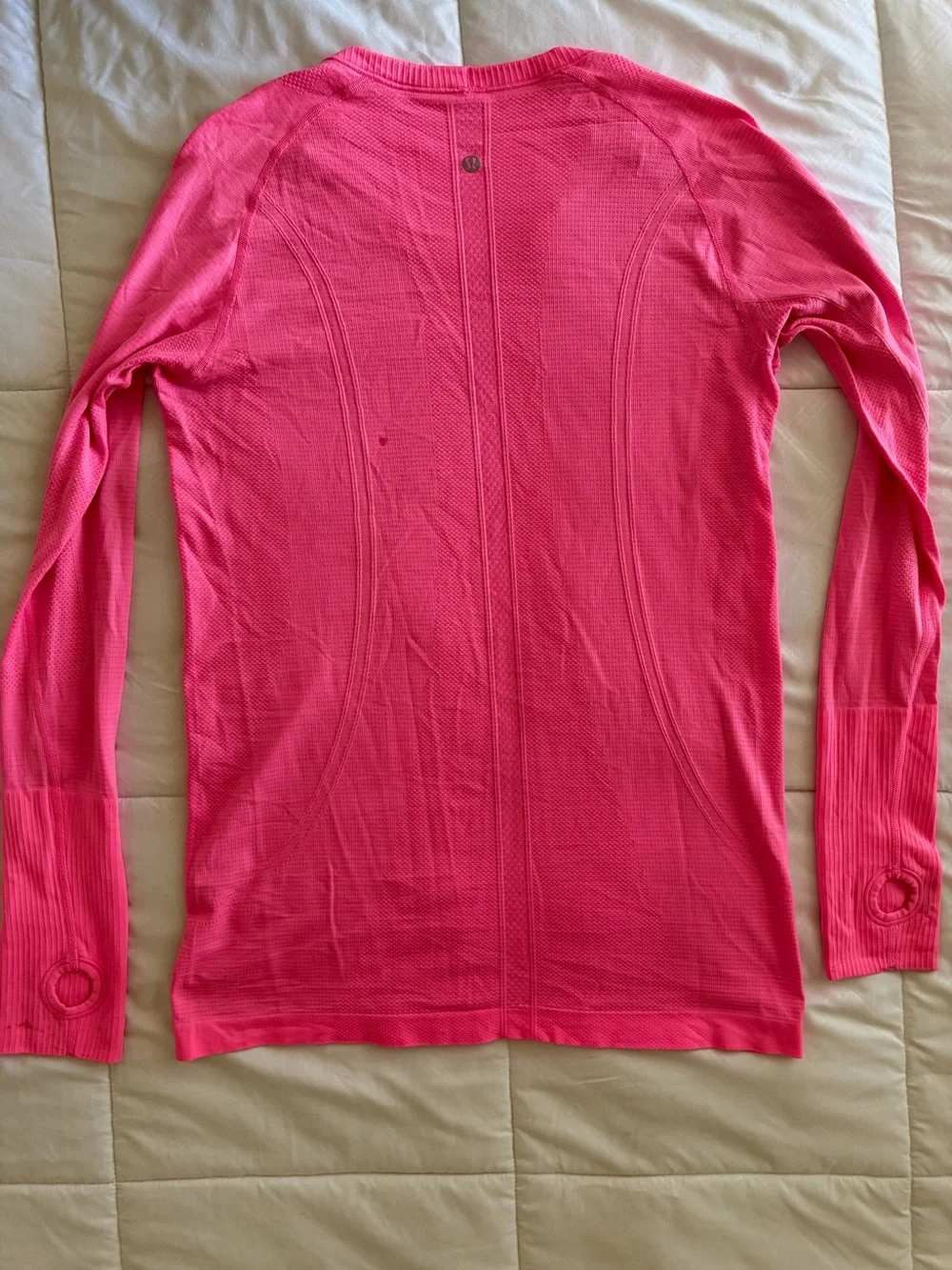 Lululemon Swiftly Tech Long Sleeve 2.0 Race Length - Resale Size 8 Sonic Pink